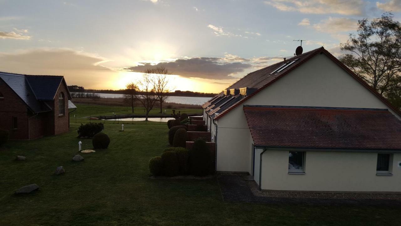Ferienwohnung Achterwasser Mit Terrasse Dewichow المظهر الخارجي الصورة